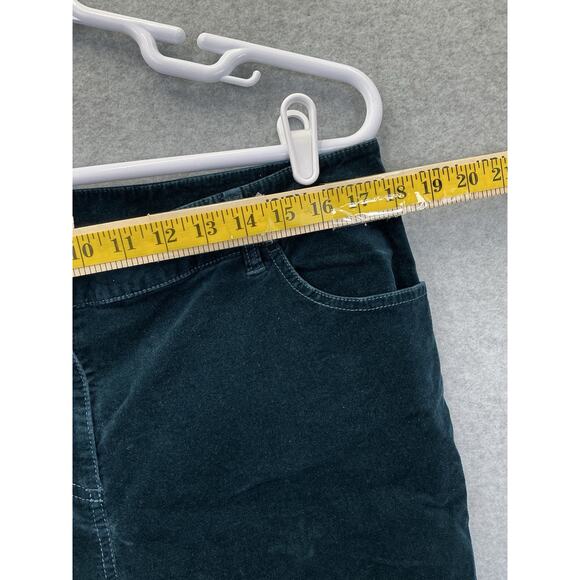 Chicos stretch velvet "Curvy Holiday Size 2- 34 Green - Picture 14 of 15